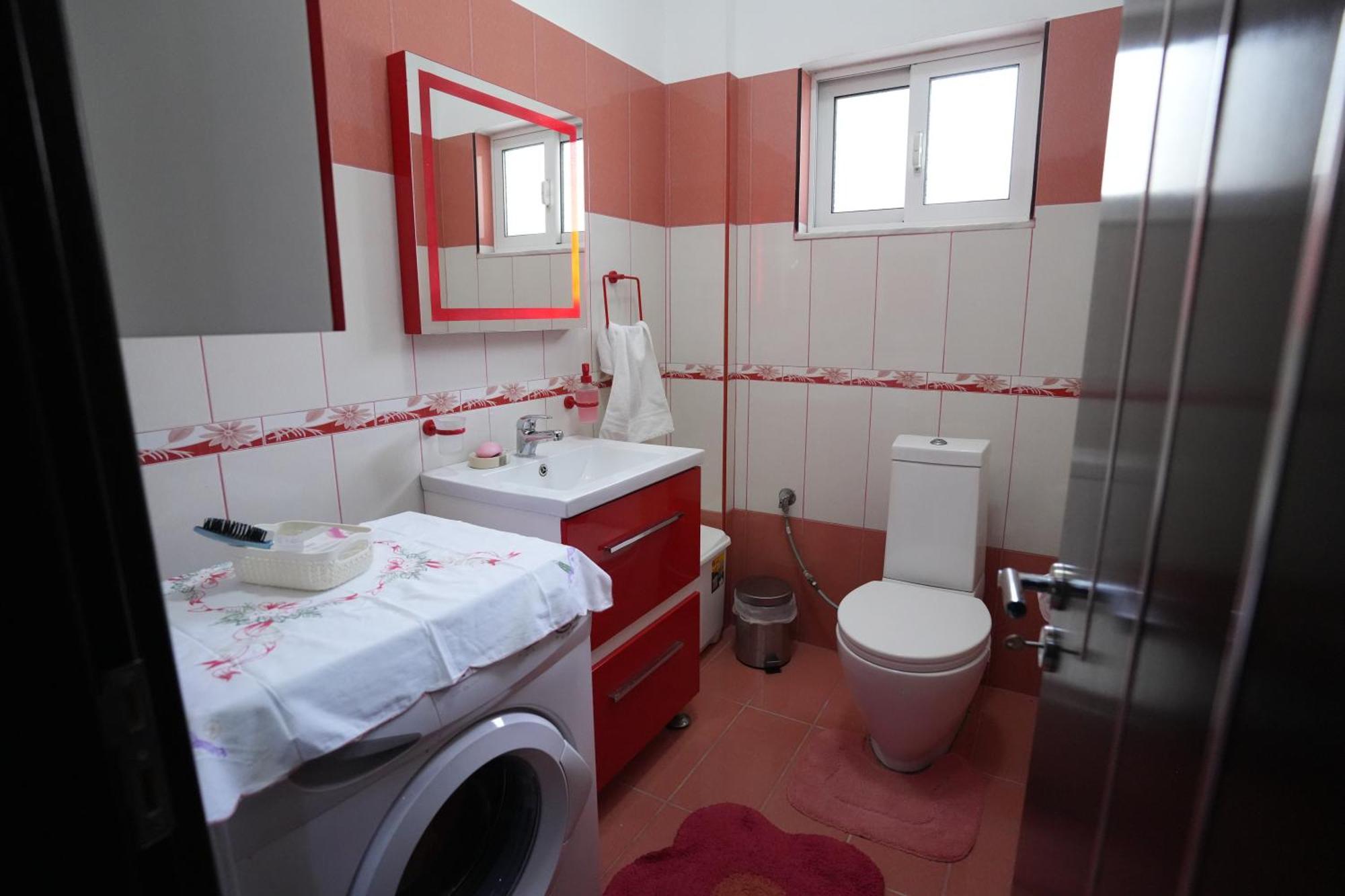 Apartment Banushi Gjirokastër