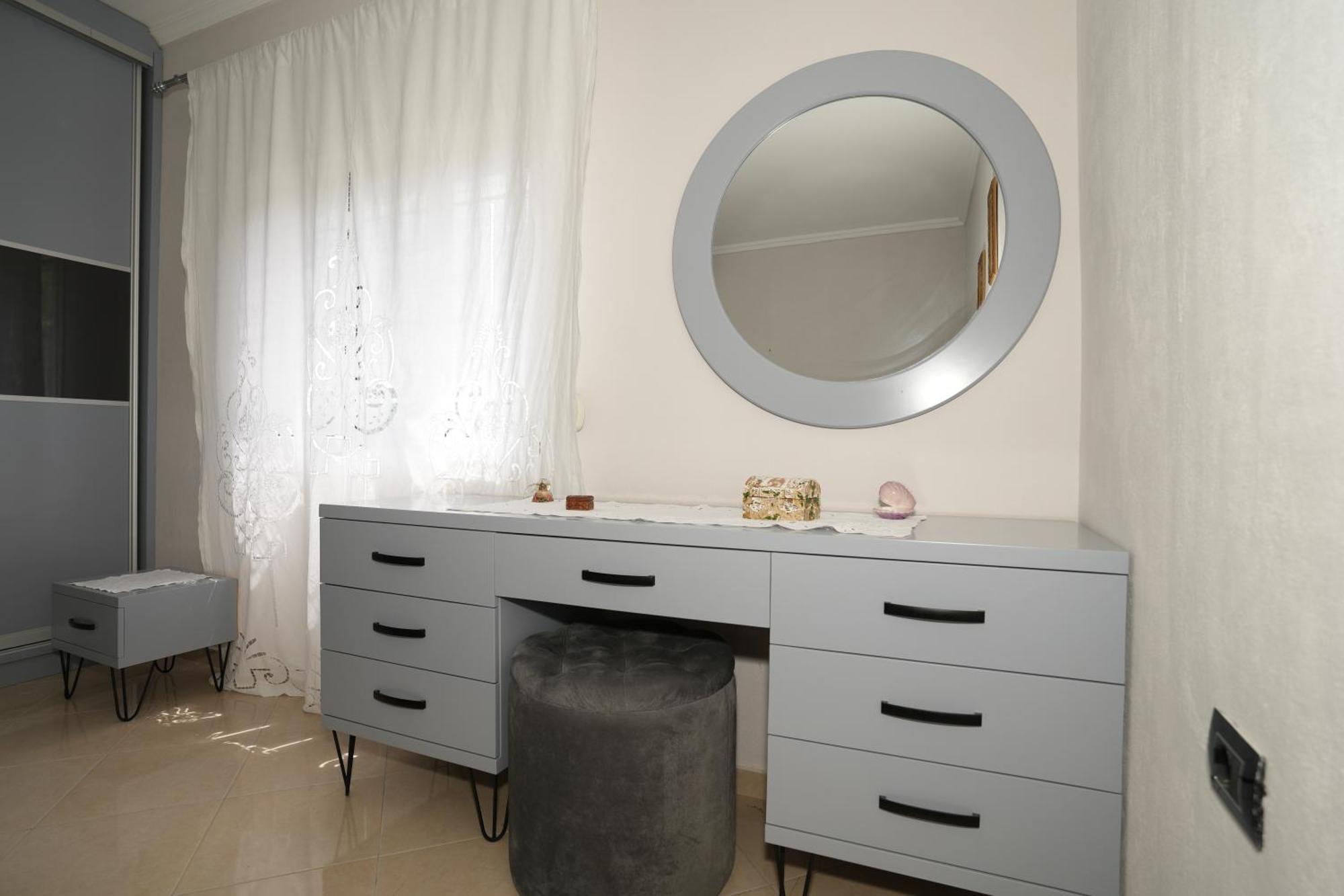 Banushi Apartamento